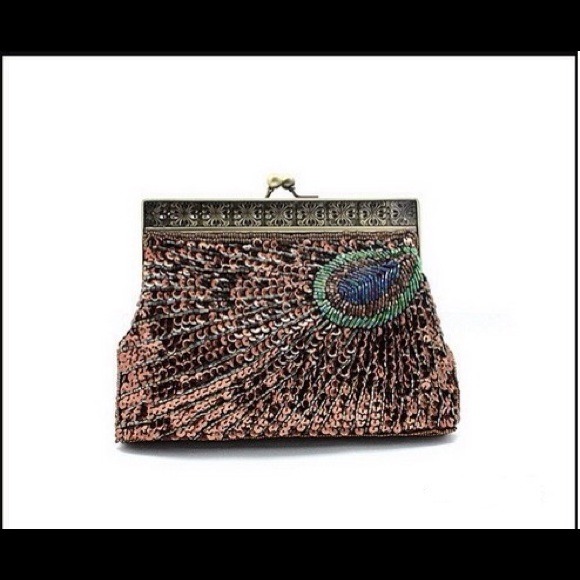 Handmade beaded sequin clutch/bag - Picture 3 of 4