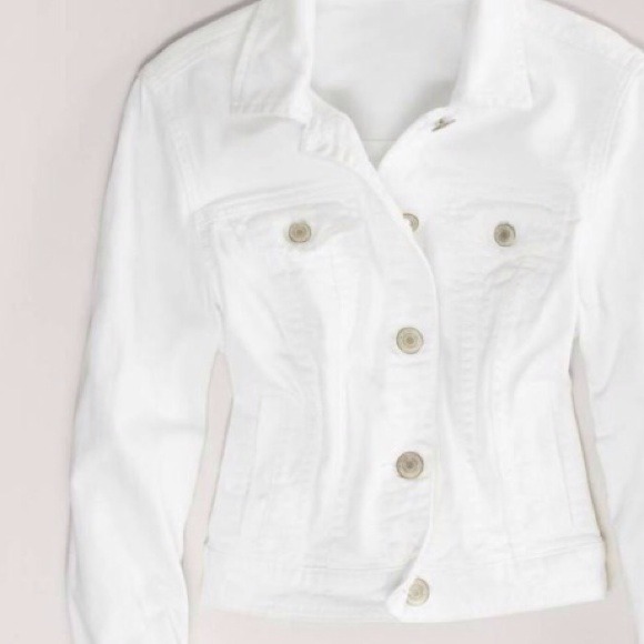 American eagle crop denim jacket white