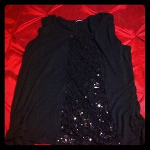🚫SOLD%🚫Black cotton tank with sequins