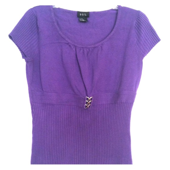 Very cute purple sweater - Picture 1 of 4