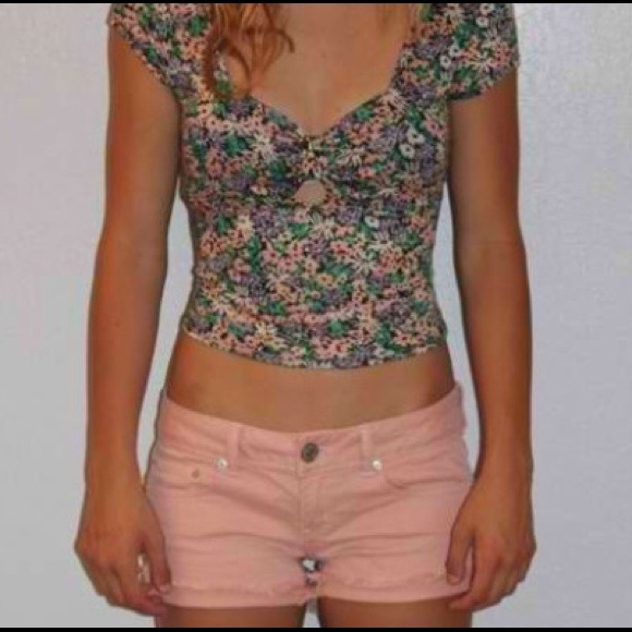 Daisy Floral Crop Top