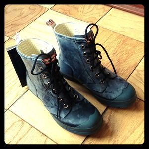 RESERVED Brand New Hunter "Brixen" Rainboots
