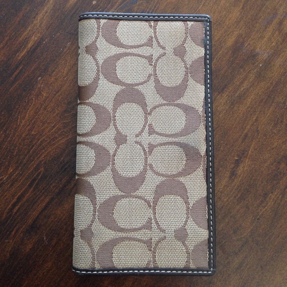 SOLD🌀COach checkbook holder