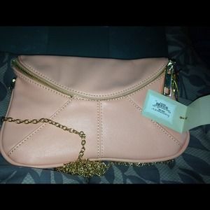 Small hidden zipper cross body Francesca's bag