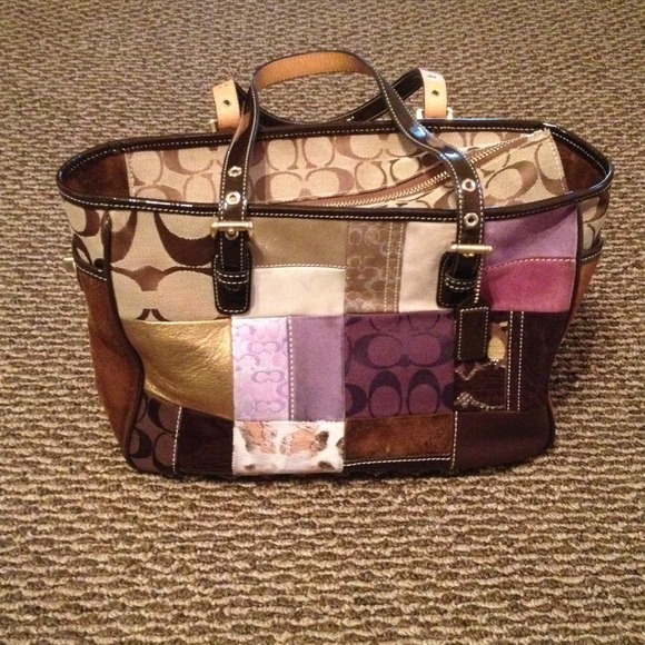 Medium size Coach handbag in excellent condition