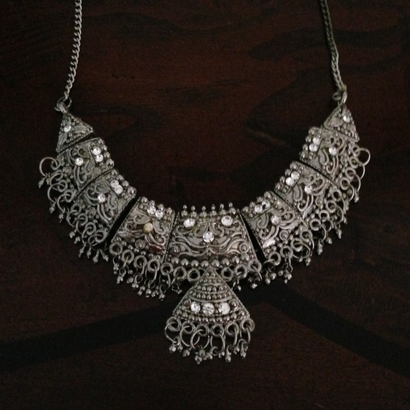 ❌SOLD❌Rustic indian necklace