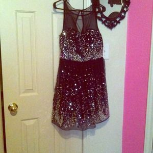 Beautiful black sequence dress!