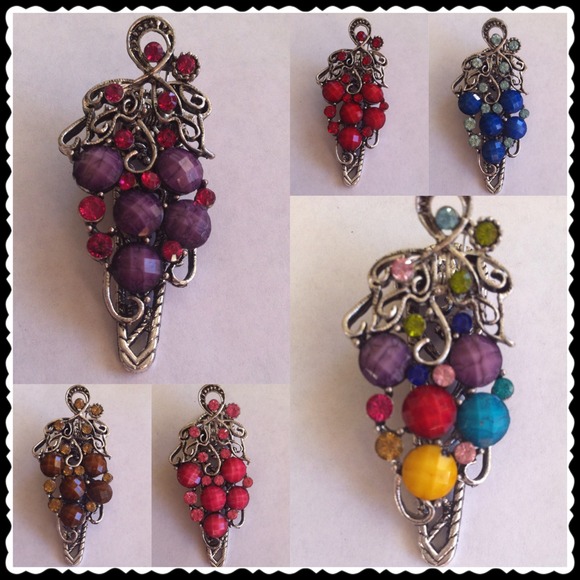 Jeweled grape hair clips - Picture 3 of 4