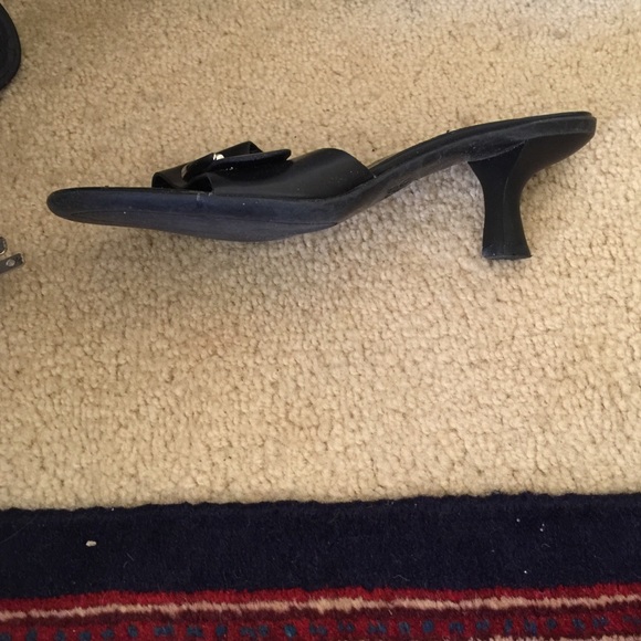 Heels - Picture 2 of 3