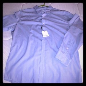 Men's slim fit Calvin Klein business shirt.