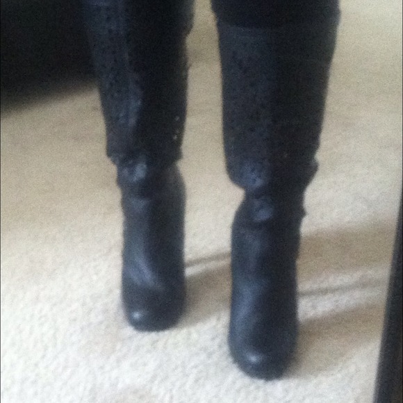 💥SEXY💥Colin Stuart Laser Cutout Boots - Picture 2 of 4