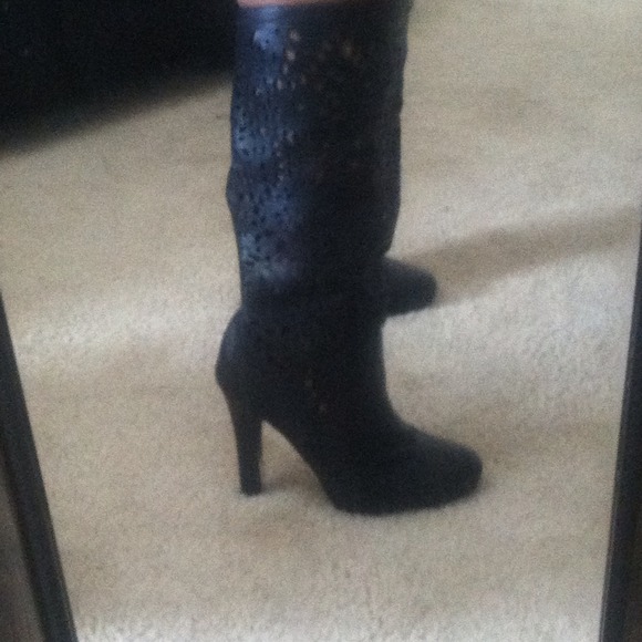 💥SEXY💥Colin Stuart Laser Cutout Boots - Picture 3 of 4