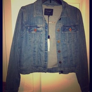 ✨Reduced✨*NEW* DENIM JACKET
