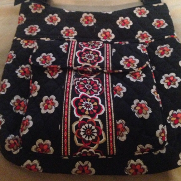 Vera Bradley side bag.