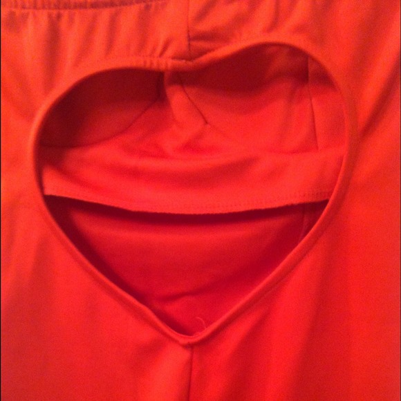 Smokin hot red cutout dress - Picture 3 of 4