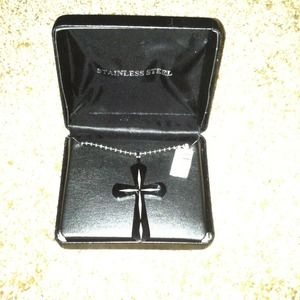 💢MUST GO💢Cross necklace!