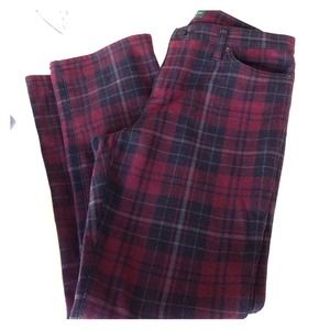 Adorable plaid pants.