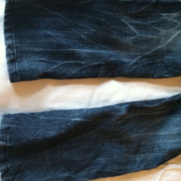 Almost Famous - Picture 4 of 4