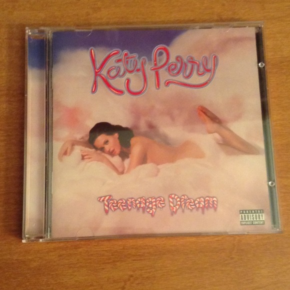 ❤️Katy perry teenage dream CD