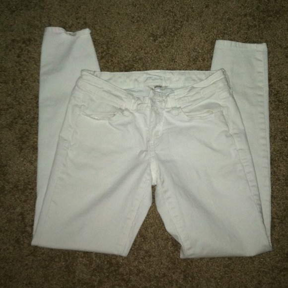 American eagle size 4 white jeans!