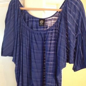 Super soft drapey blue top