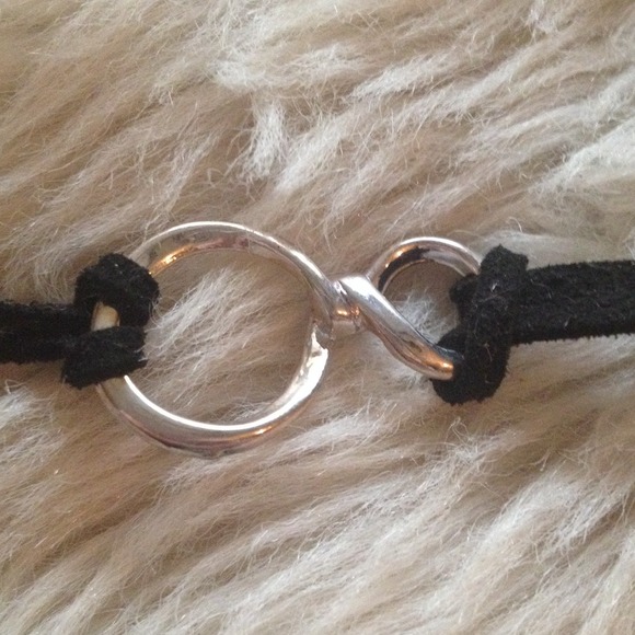 🚫SOLD in bundle!🚫 - Picture 3 of 4