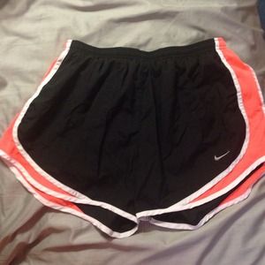 Nike shorts! 🌸