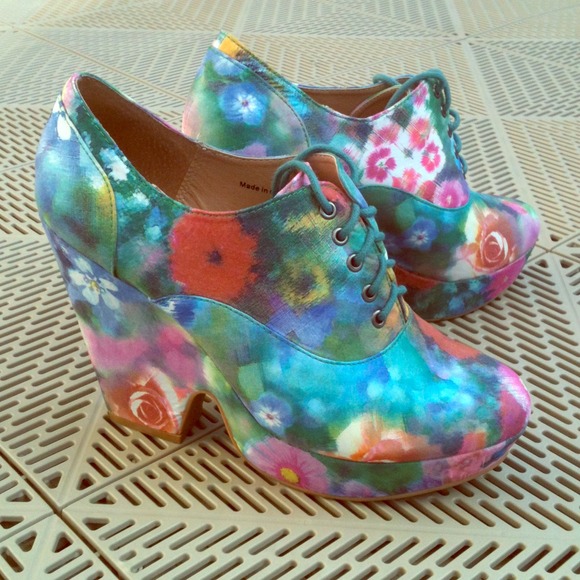 Ecote Shoes - SOLD LOCALLY Watercolor Floral Wedge Heels