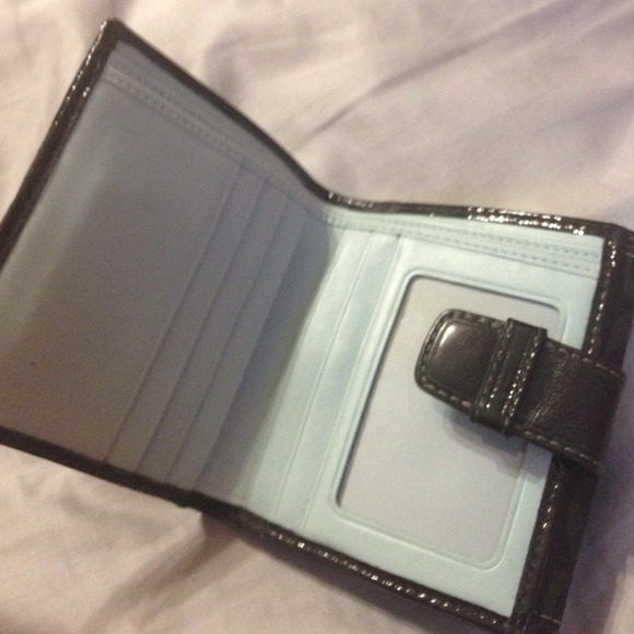 Black Coach wallet! 🌺 - Picture 3 of 3