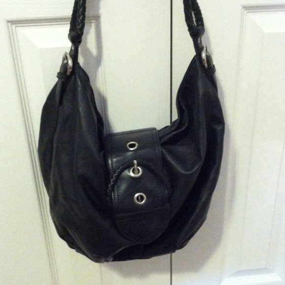 Black Nine West leather purse