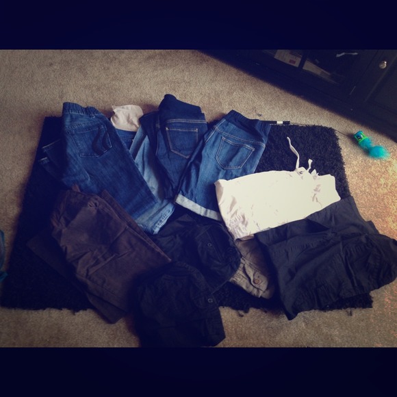 Denim - HUGE lot of maternity clothes