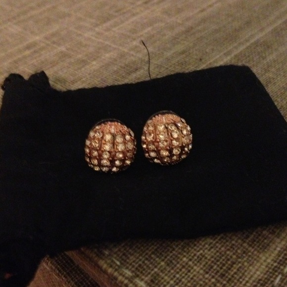 🚫 BUNDLED 🚫Rose gold orb earrings