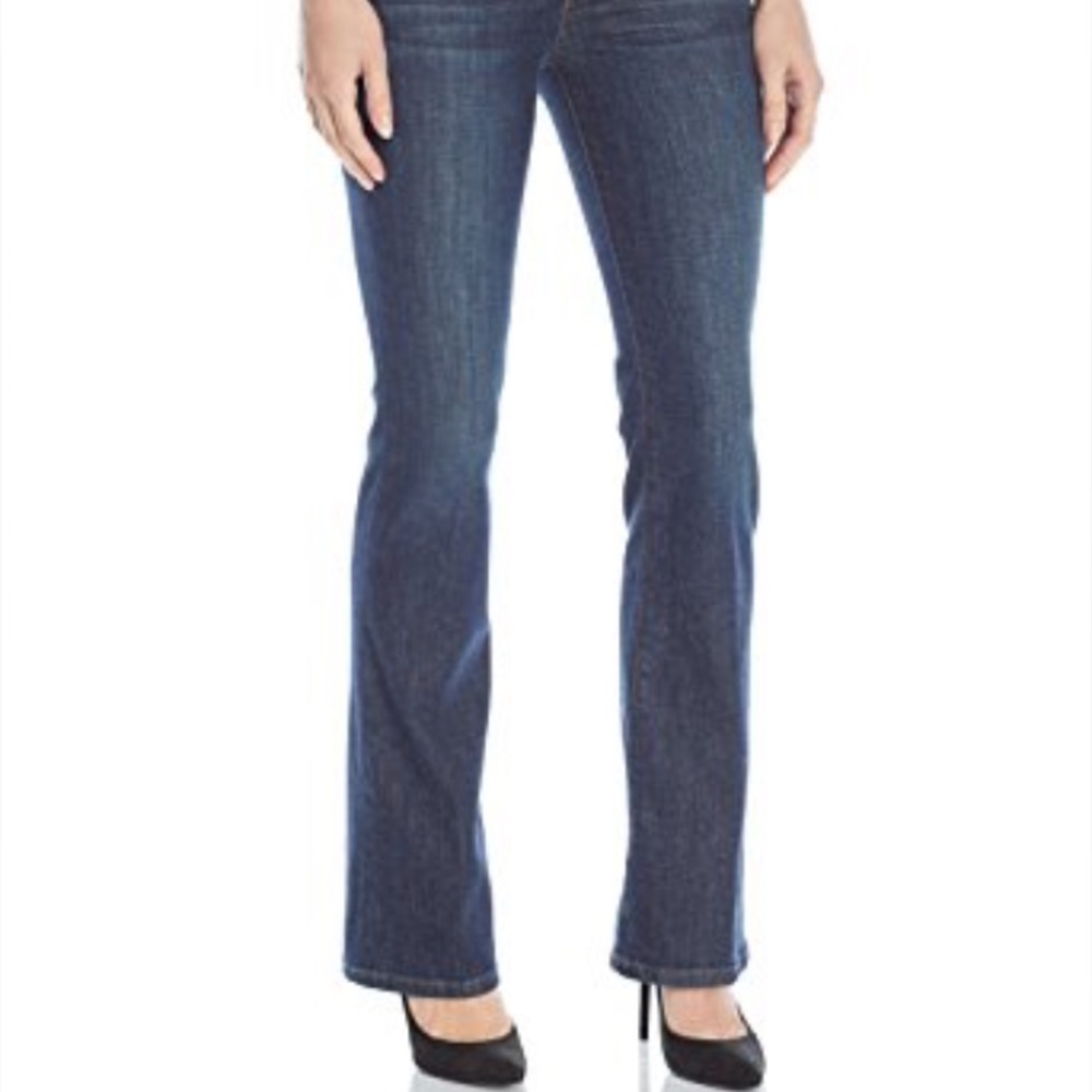 🎉Reduced🎉 Joe's Jeans vintage wash