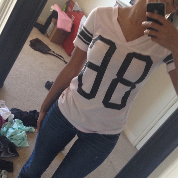 VS PINK v neck shirt