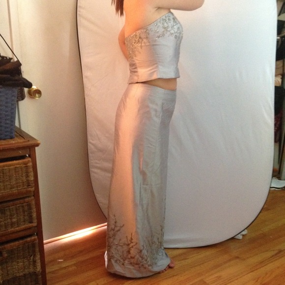 Silver beaded couture formal dress 3 piece - Picture 4 of 4