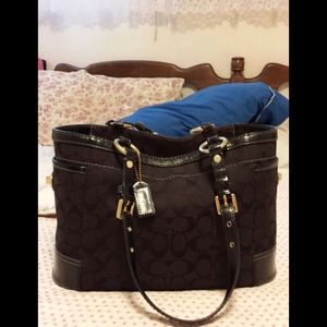 Coach black Authentic bag