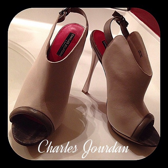 Charles Jourdan Paris cream and snakeskin stiletto - Picture 2 of 4