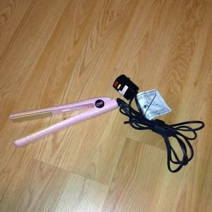 CHI flat iron
