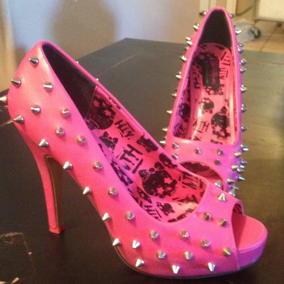 Abbey Dawn Heels 7 Pink Silver Spikes