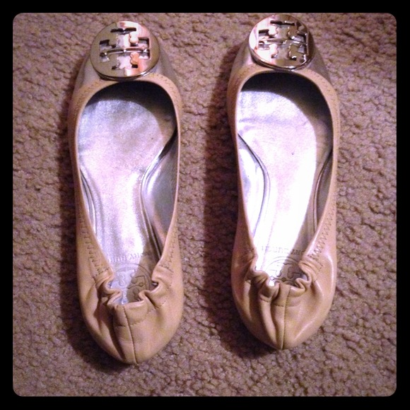 AUTHENTIC TORY BURCH REVA FLAT