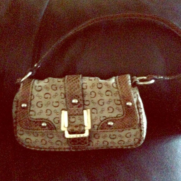 😄SOLD😄once mini Guess handbag.