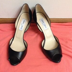 ⬇️REDUCED⬇️Authentic Jimmy Choo Black heels