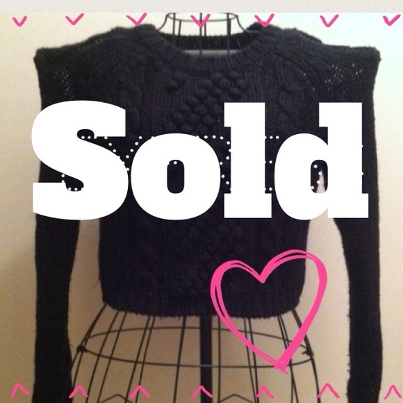Hold 💙Cropped Express Sweater💙