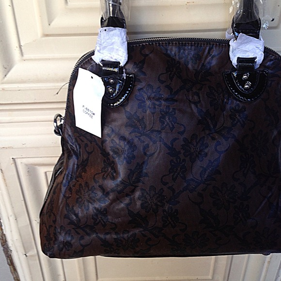 ❗🚫SOLD IN BUNDLE❗Mocha Victorian Handbag - Picture 3 of 4