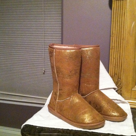 Gold boots reduced!!!!!