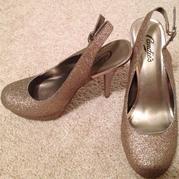 💛sold in bundle💛Sparkle heels💗