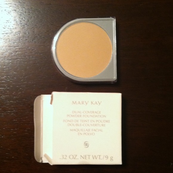 SOLD MK Dual Coverage Powder Foundation Beige 300