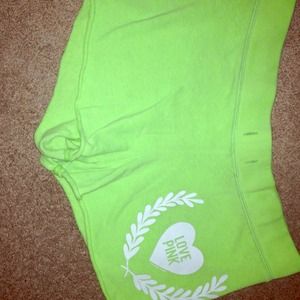 Love pink cotton shorts