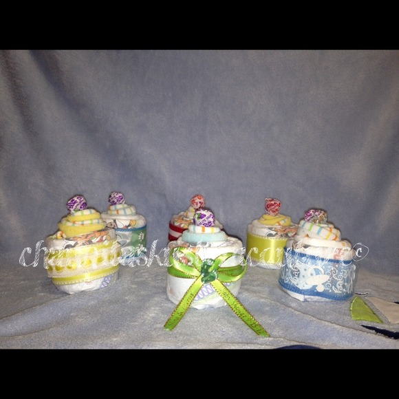 Diaper cupcakes