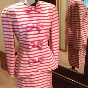 ❌SOLD IN BUNDLE❌Vintage One-Of-A-Kind Suit❌SOLD❌